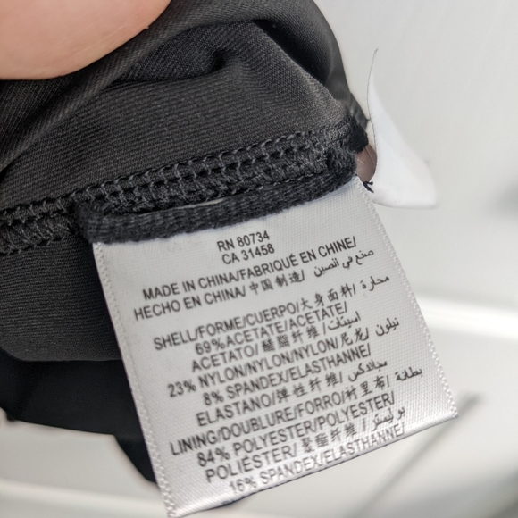 BCBG black halter dress size 6/8 medium - Picture 5 of 8